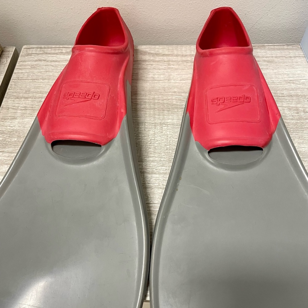 Speedo Kids Swim Fins Like New Fits Sizes 11-13